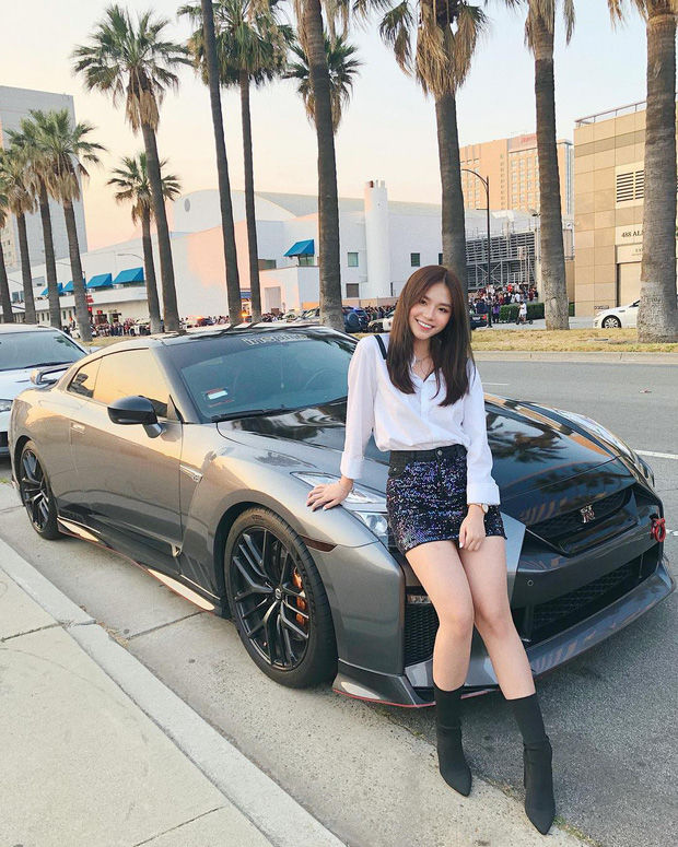 Gia tài tiền tỷ hội hot girl, vloger 2019: Người sắm xe, người mua nhà