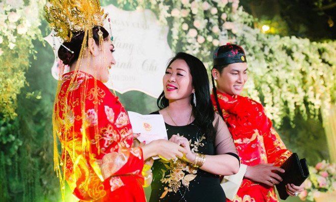 Đọ gia tài của Hương Giang và Lâm Khánh Chi: Ai giàu hơn ai?