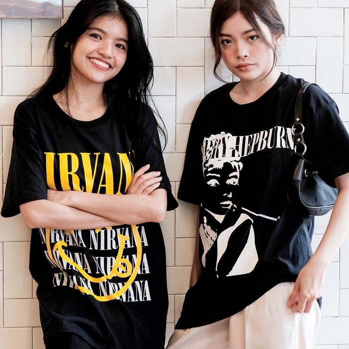 Phụ nữ hầu hết thích ngắm gái đẹp và bị cuốn hút bởi người cùng giới