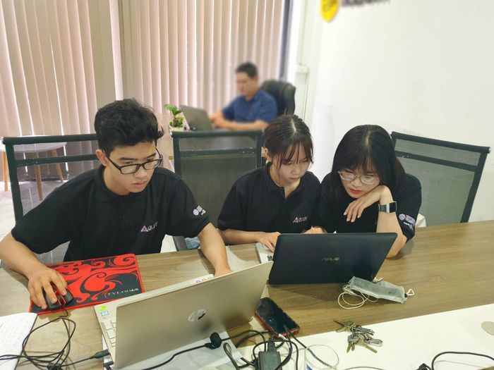 Hết sức lưu ý: Lương tháng thứ 13 không phải thưởng Tết