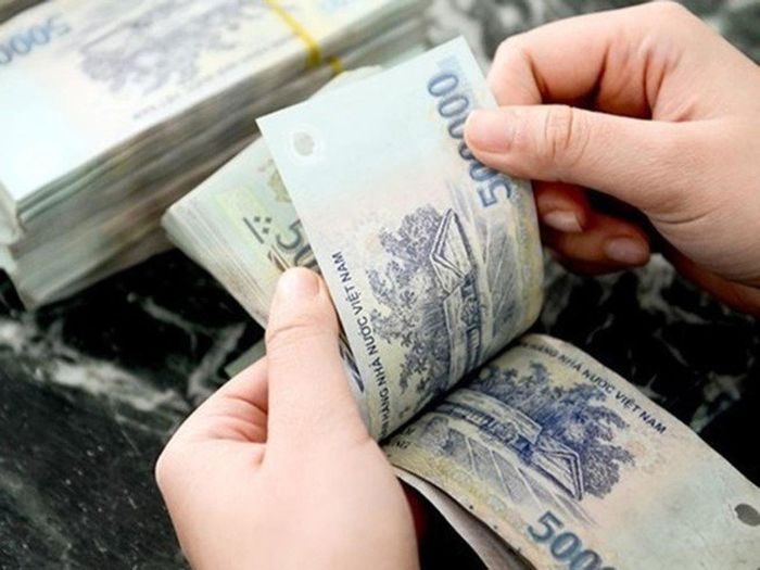 Hết sức lưu ý: Lương tháng thứ 13 không phải thưởng Tết
