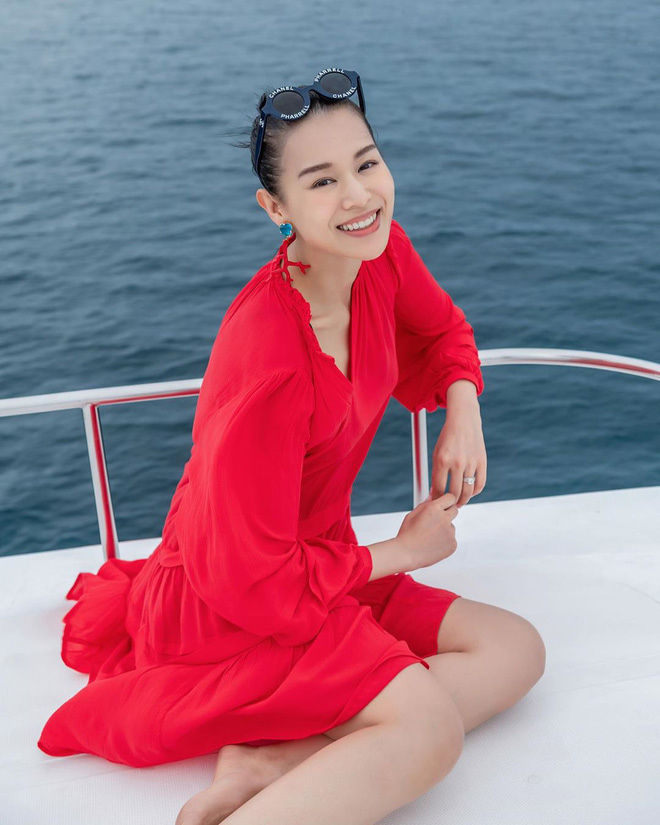 Hồ Hạnh Nhi: Tuổi 40 ngày càng xinh đẹp và viên mãn khi lấy đúng người