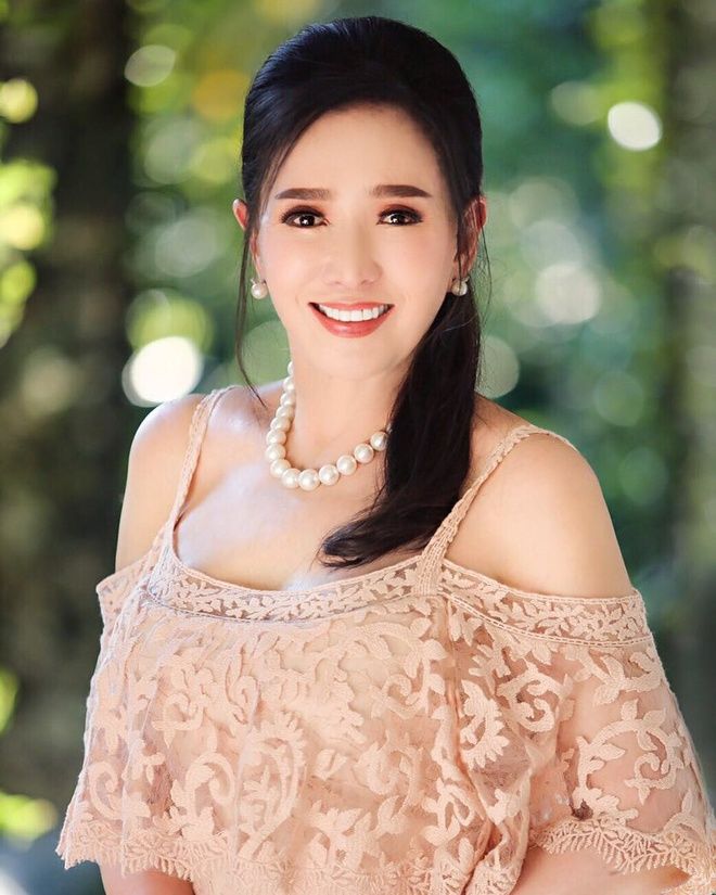 Hoa hậu Hoàn vũ Thái Lan: 72 tuổi vẫn có da đẹp, dáng gọn đến khó tin