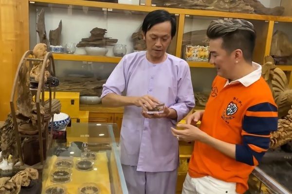 Trầm trồ trước độ chịu chi của Hoài Linh: Tặng Mr Đàm vòng trầm 2 tỷ