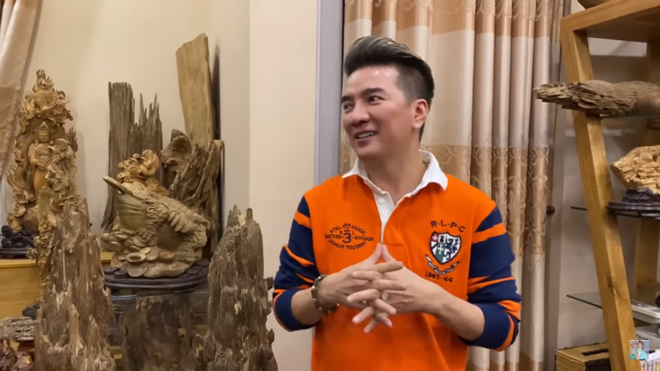 Trầm trồ trước độ chịu chi của Hoài Linh: Tặng Mr Đàm vòng trầm 2 tỷ