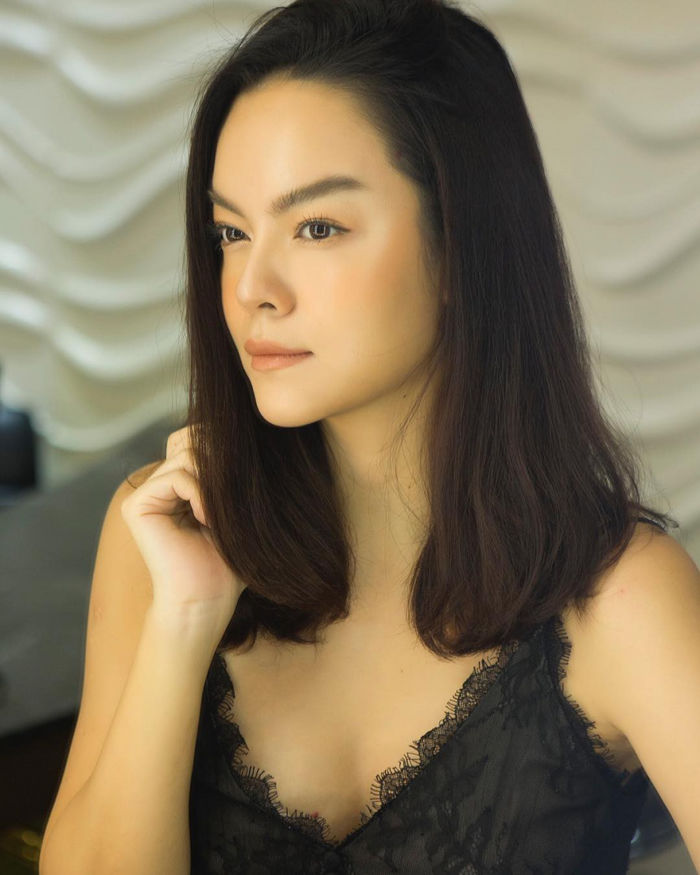 Hoàng Thùy Linh và dàn mỹ nhân Việt sở hữu chiếc mũi đẹp tự nhiên
