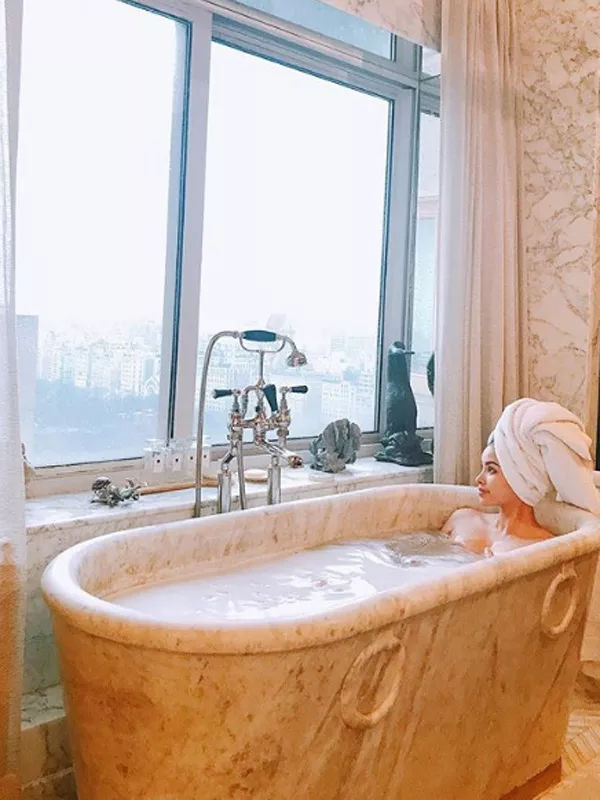 Hơn 1 năm sang Mỹ, Phạm Hương chính thức xác nhận chuyện có con