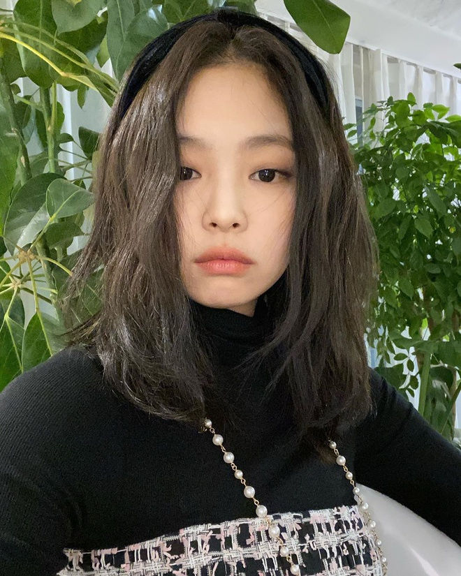 Jennie và dàn nữ idol lột xác ấn tượng khi cắt tóc ngắn