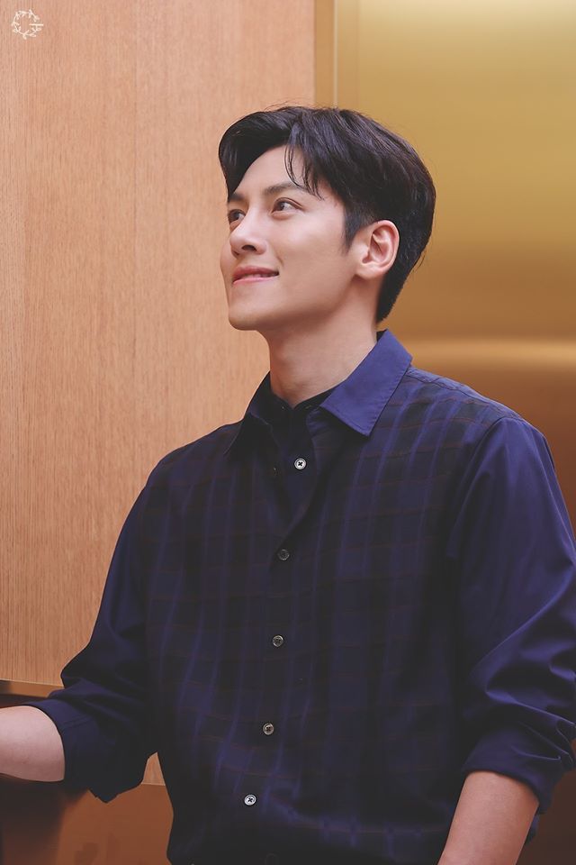 Ji Chang Wook, vượt nỗi đau mất cha thành nam thần đắt giá xứ Hàn