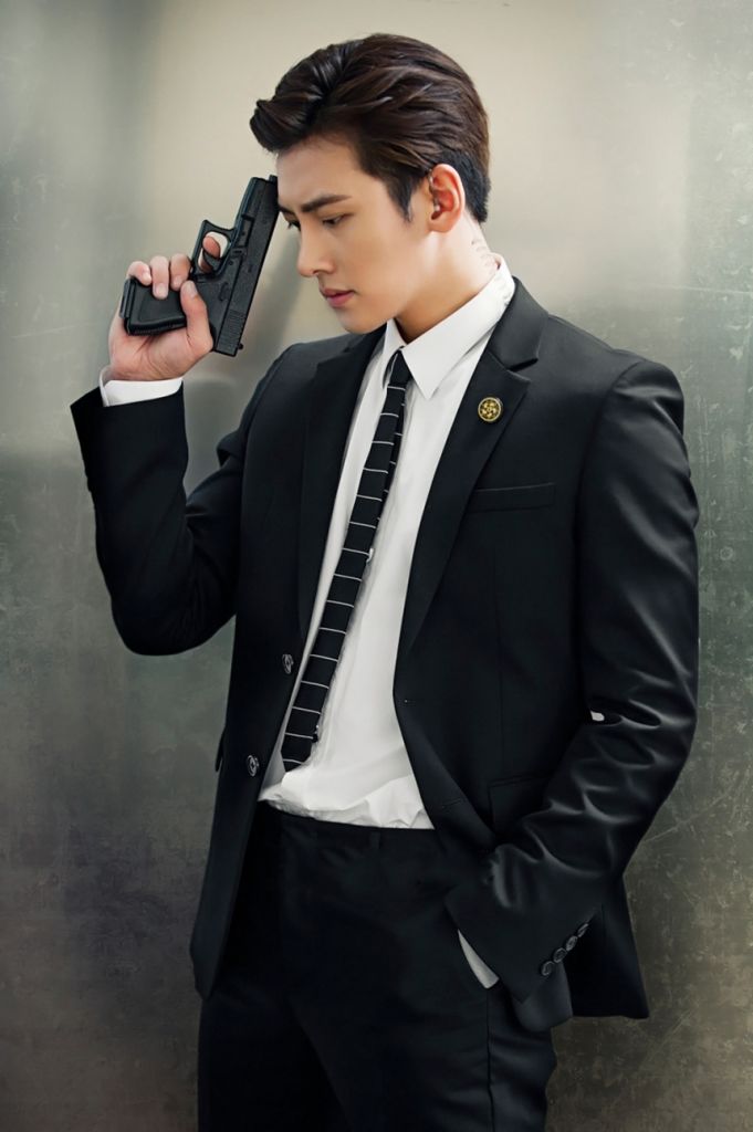 Ji Chang Wook, vượt nỗi đau mất cha thành nam thần đắt giá xứ Hàn