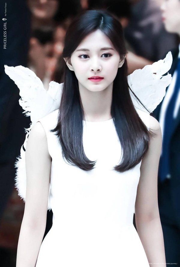 KBS đưa kết quả bình chọn 5 idol nữ đẹp nhất: Irene và Jennie góp mặt