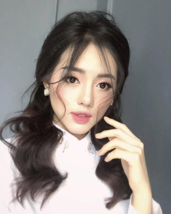 Khánh Linh The Face tóc tém vẫn quyến rũ và muôn phần nữ tính