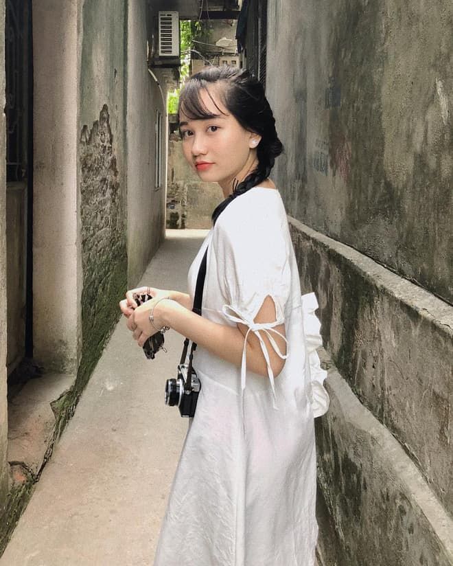 Không chỉ đẹp tựa “nàng thơ”: Trúc Anh gợi cảm cũng khiến fan gục ngã