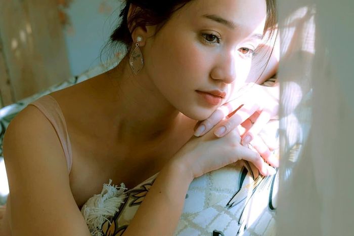 Không chỉ đẹp tựa “nàng thơ”: Trúc Anh gợi cảm cũng khiến fan gục ngã