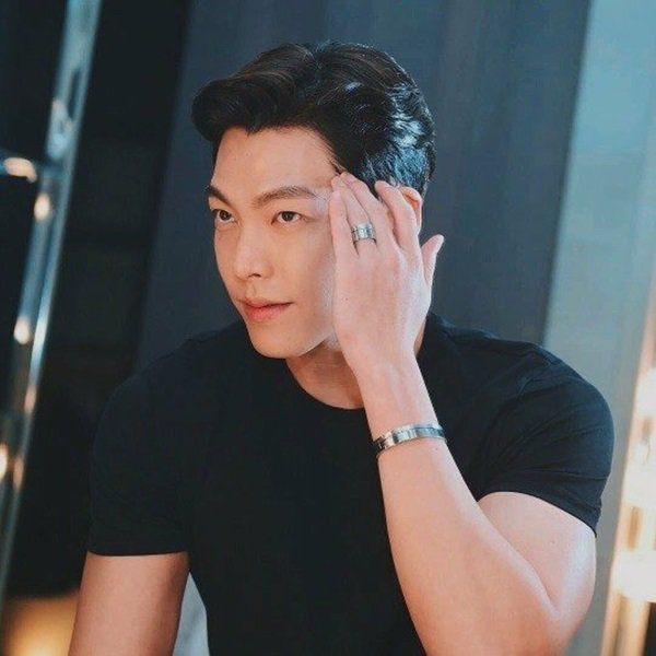 Kim Woo Bin tăng cân, lấy lại phong độ sau 2 năm điều trị ung thư