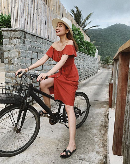 Linh Chi - Lan Ngọc như song sinh, Ngọc Trinh thả thính cực ngọt