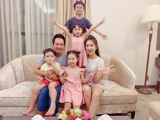 Linh Chi - Lan Ngọc như song sinh, Ngọc Trinh thả thính cực ngọt