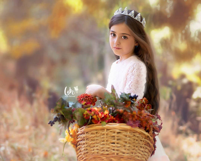Loạt ảnh mới của cô bé đẹp nhất thế giới gây ngỡ ngàng vì quá đẹp