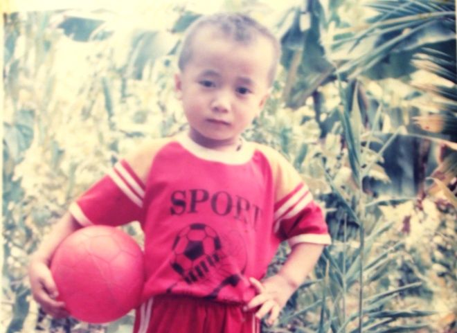 Lọat ảnh thời ngố tàu của Đức Chinh, Văn Hậu và dàn cầu thủ Việt Nam