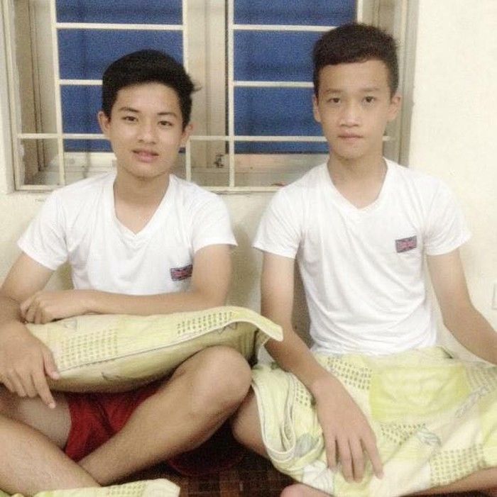 Lọat ảnh thời ngố tàu của Đức Chinh, Văn Hậu và dàn cầu thủ Việt Nam