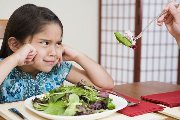 Mắc hội chứng sợ rau xanh, cô gái có nguy cơ mất thị lực vĩnh viễn