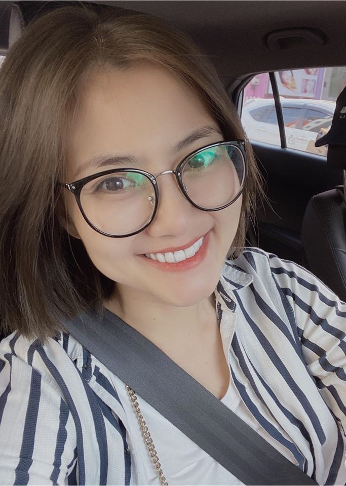 Phạm Hương và dàn sao Vbiz đồng loạt khoe kỷ niệm cuối năm
