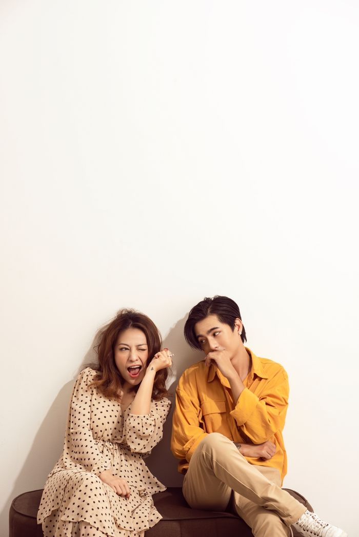 MIA gây sốt với hình tượng gái quê trong MV trở lại đường đua Vpop
