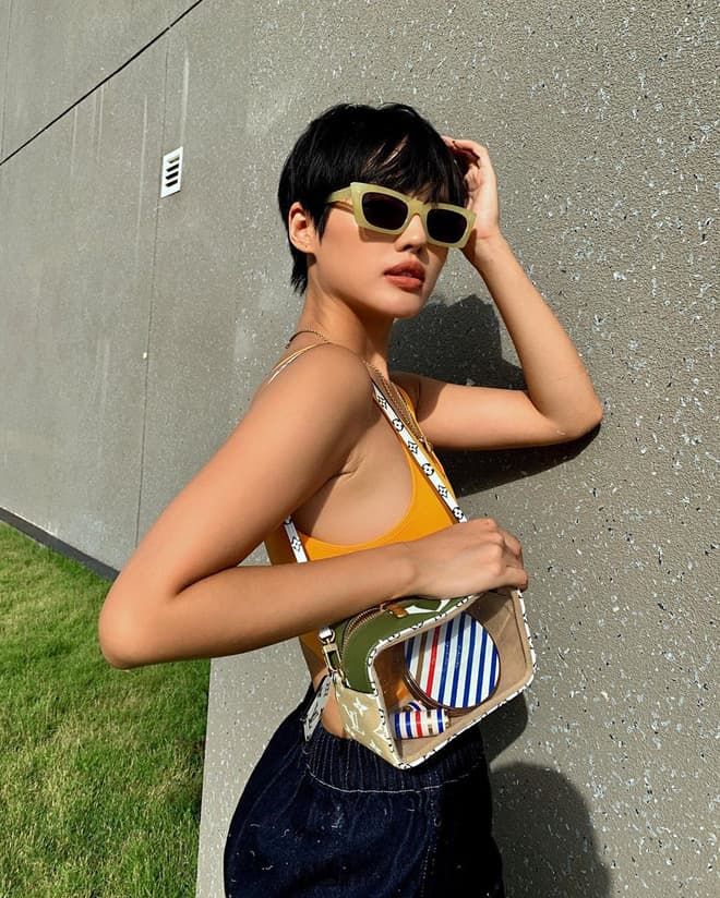 Mỹ nhân đạt đẳng cấp street style: Lan Ngọc, Chi Pu cực trendy