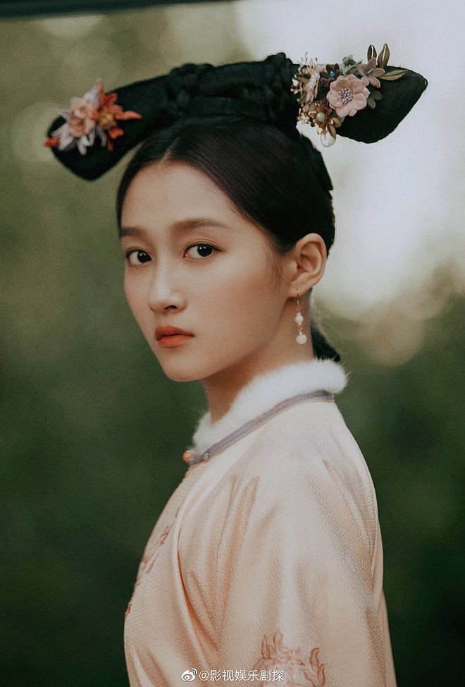 Mỹ nhân Hoa ngữ là hậu duệ của Thanh triều