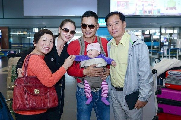 Mỹ nhân Việt giấu nhẹm chuyện sinh nở, đùng đùng khoe ảnh con gây sốc