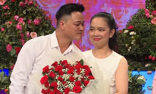 Nam chính vụ cô gái đòi đi châu Âu ở ‘Bạn Muốn Hẹn Hò’ cưới vợ