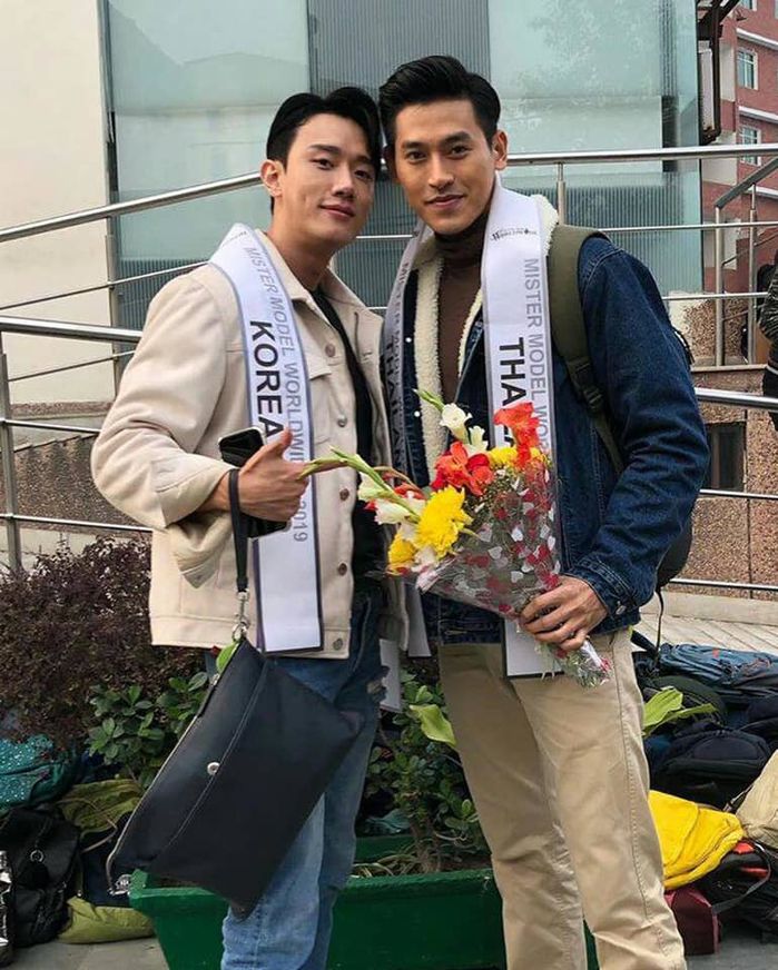 Nam vương và Á vương Mister Model Worldwide yêu nhau sau cuộc thi?
