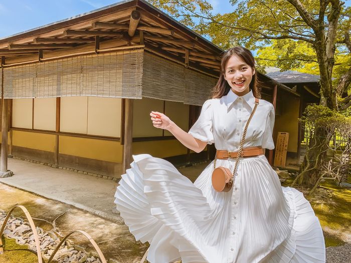 Nàng thơ Khả Ngân lọt top 100 gương mặt đẹp nhất châu Á