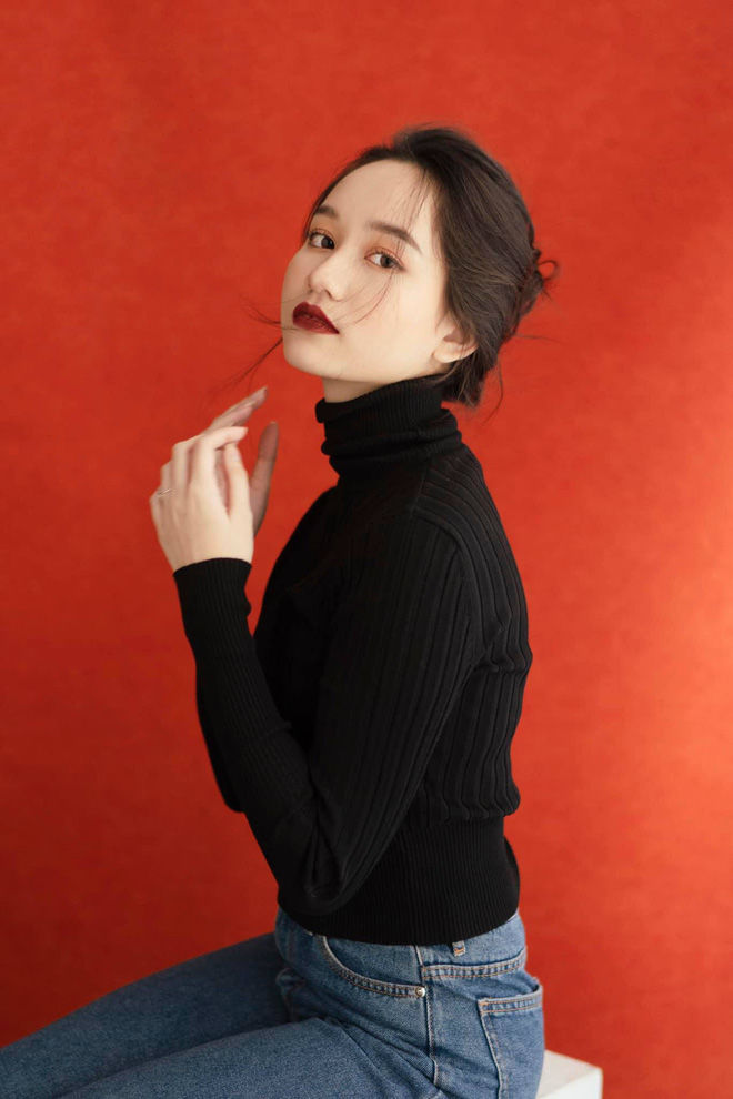 Nàng thơ trong Mắt Biếc: Ai cũng sang chảnh, đài các khi make up đậm