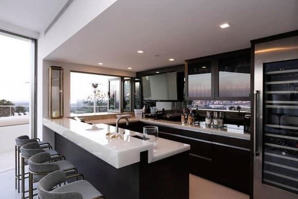 Nathan Lee tậu biệt thự giá sương sương gần 600 tỷ ở Beverly Hill