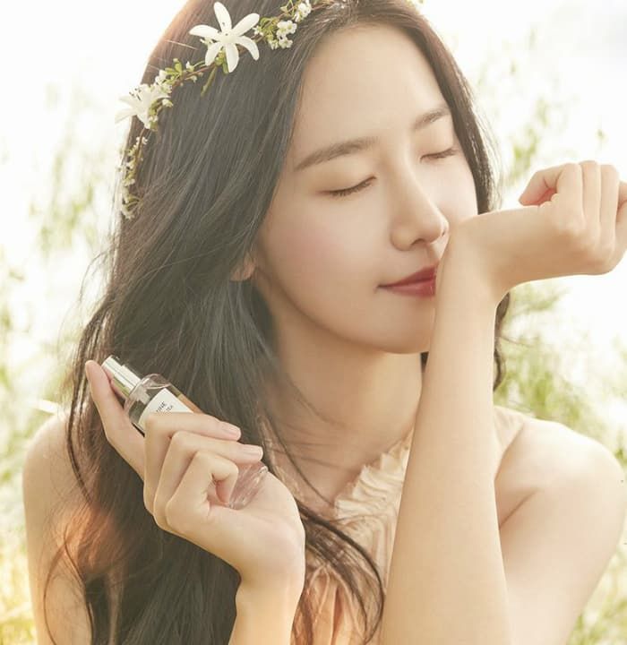 “Nghìn lẻ một” lưu ý khi dùng nước hoa: Nhớ xịt nước hoa lên tóc nữa