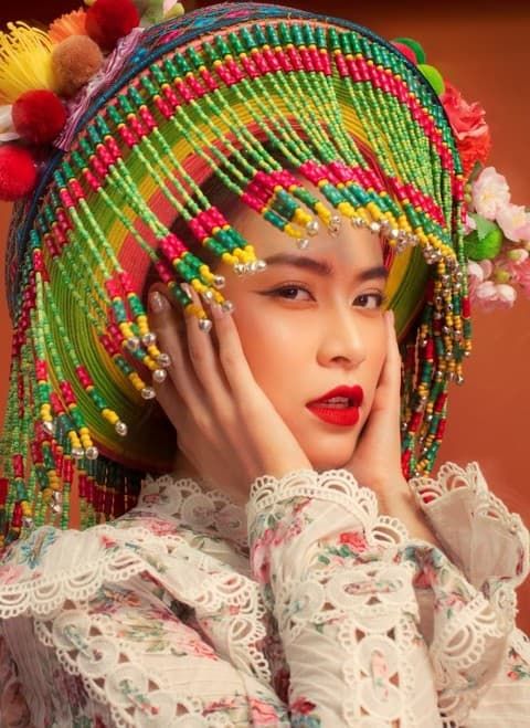 Ngọc Trinh, Hoàng Thùy Linh... có phát ngôn dậy sóng dư luận năm 2019