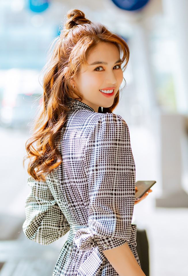 Ngọc Trinh khẳng định: Chưa ai đủ tiền để trả cát-xê tôi yêu cầu