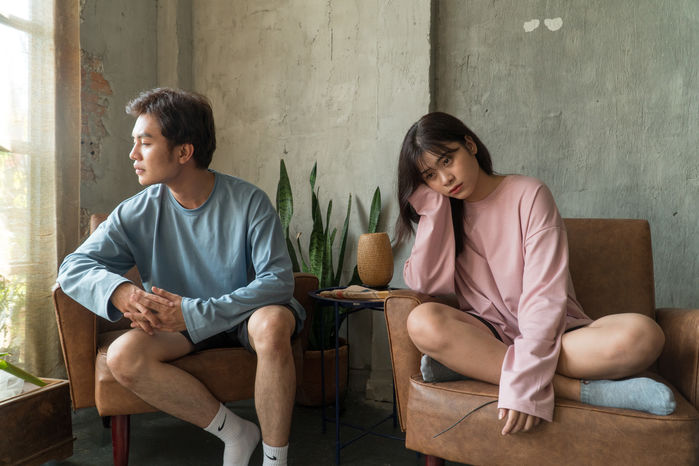 Phụ nữ tự làm mọi thứ chẳng nhờ vả đàn ông vừa thiệt thân, dễ chia tay