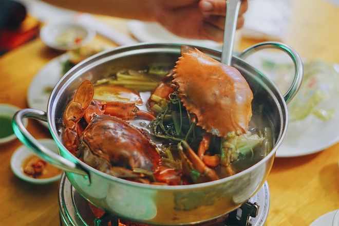 Ruột, mai, dạ dày cua... cần loại bỏ tránh bị ngộ độc, nhiễm khuẩn