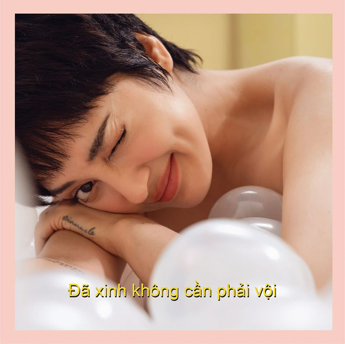 Ninh Dương Lan Ngọc tạo kiểu đáng yêu, Midu hiếm hoi gợi cảm