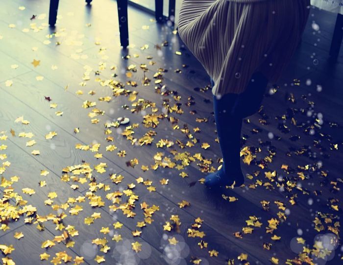 Nuốt phải ngôi sao trang trí Noel, bé gái bị sưng họng, khó thở