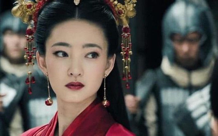 Ôn Bích Hà và dàn Đát Kỷ quyến rũ nhất màn ảnh Hoa Ngữ