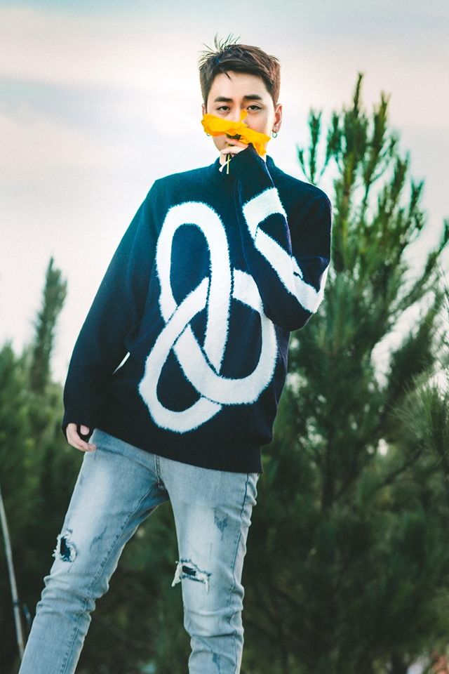 OSAD sánh đôi cực dễ thương cùng hot streamer xứ Hàn trong MV mới