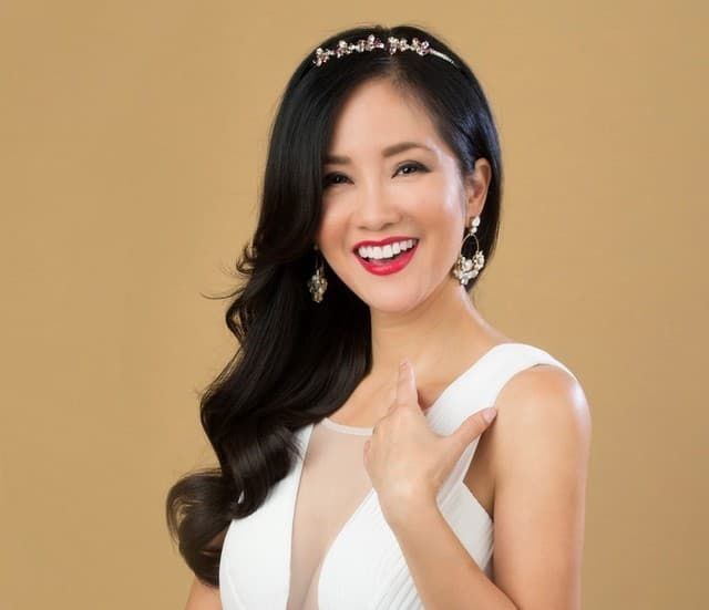4 diva hàng đầu Việt Nam: Mỹ Linh an yên, Hồng Nhung lại truân chuyên