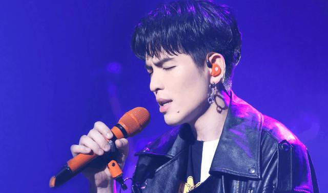 Quy tắc ngầm hài hước lan truyền trong giới giải trí Hoa ngữ