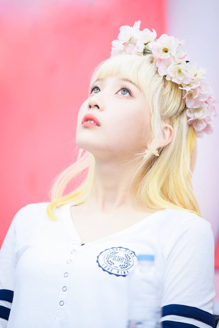 Sao Hàn trước và sau khi tẩy tóc: Joy, Jennie bùng nổ nhan sắc