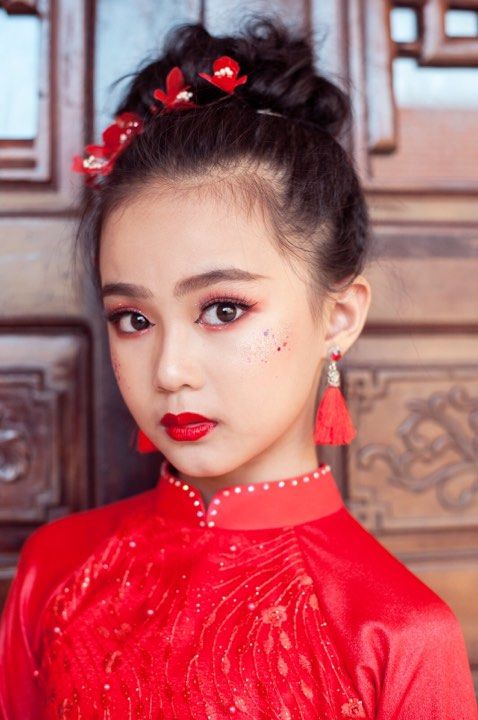 Sao nhí Mắt Biếc ngoài đời: Đa tài, xinh đẹp, tiềm ẩn chất hoa hậu