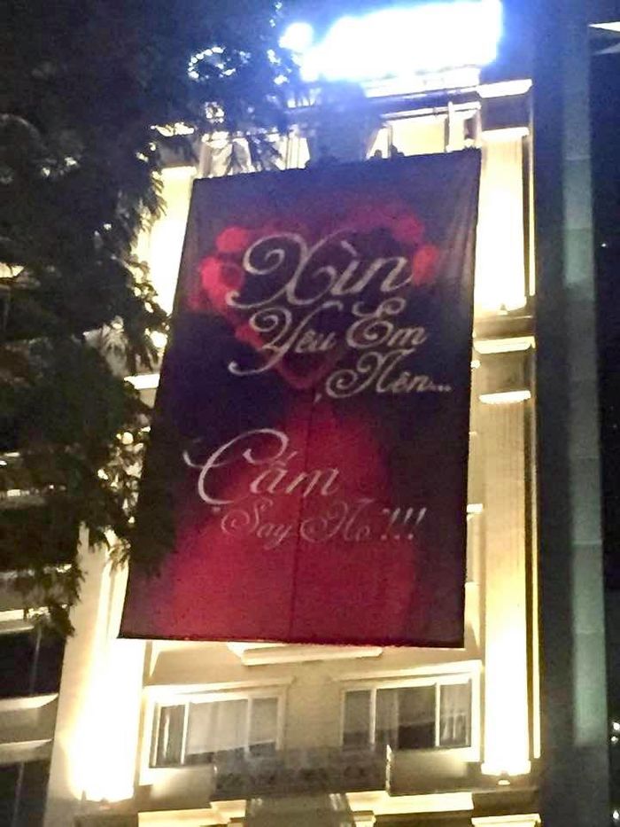 Sao Việt vô cùng chịu chi với màn cầu hôn tốn kém bậc nhất