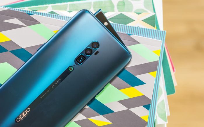 Smartphone giảm giá mạnh nhất dịp cuối năm: Galaxy S10+ giảm 7 triệu